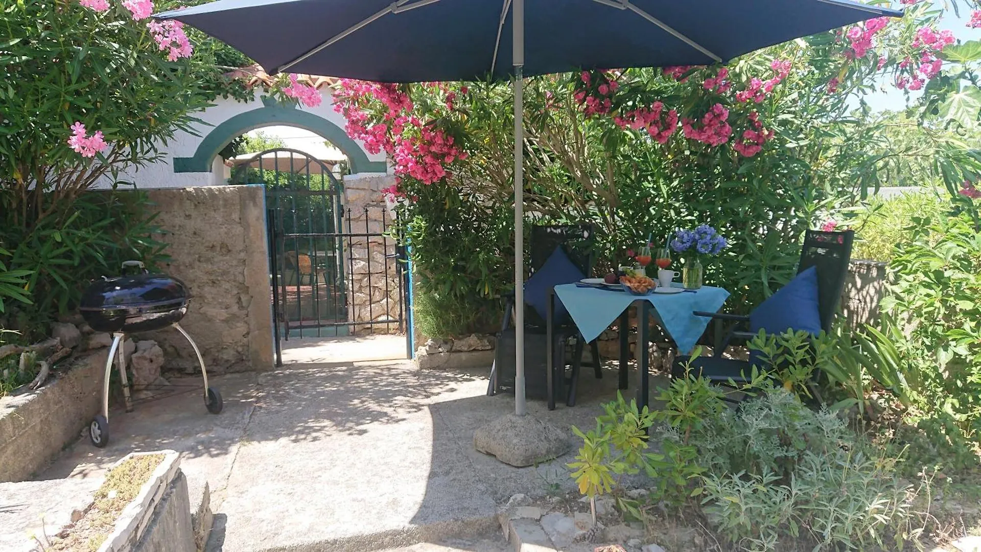 Apartmani Antonieta Veli Losinj 0*,  Croatia